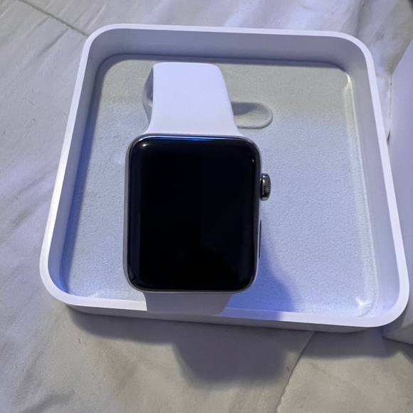 Apple - Picture 5 of 8